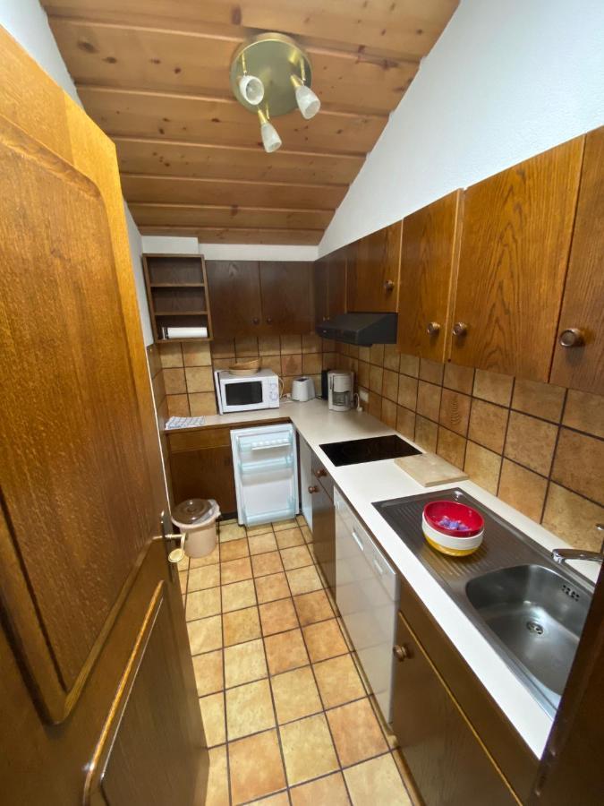 Appartement Latschen - Ferienhaus Бад Кляйнкирххайм Экстерьер фото