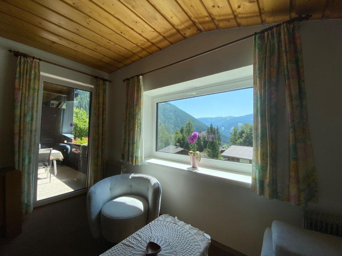 Appartement Latschen - Ferienhaus Бад Кляйнкирххайм Экстерьер фото