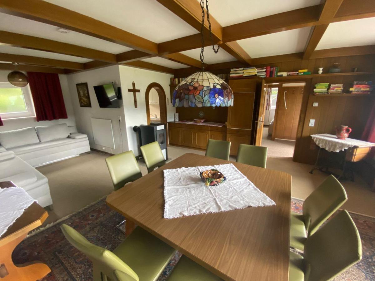 Appartement Latschen - Ferienhaus Бад Кляйнкирххайм Экстерьер фото