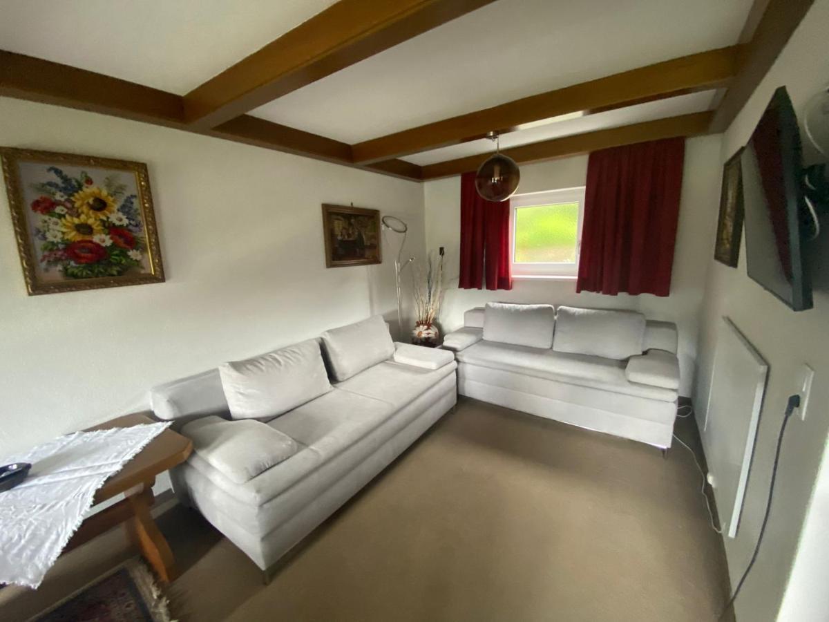 Appartement Latschen - Ferienhaus Бад Кляйнкирххайм Экстерьер фото